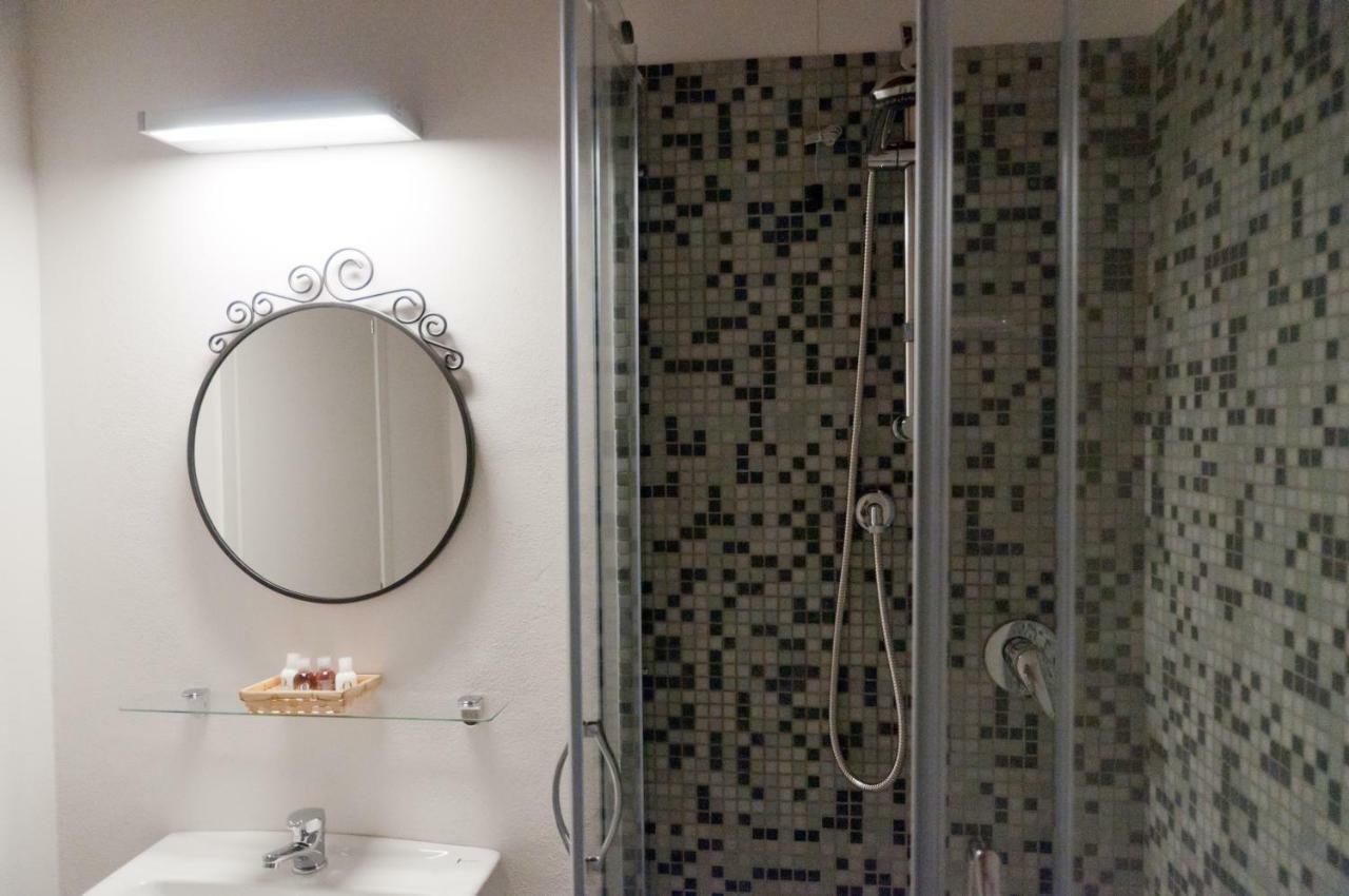 Casale Del Sole Garda Bed & Breakfast